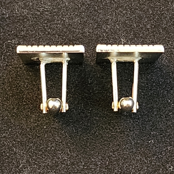 Swank Rectangular Silver Tone Cufflinks - Picture 5 of 7